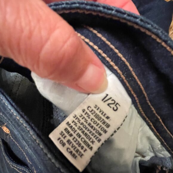 Altar'd State Kickboot Jeans size 1 / 25 - Picture 3 of 8